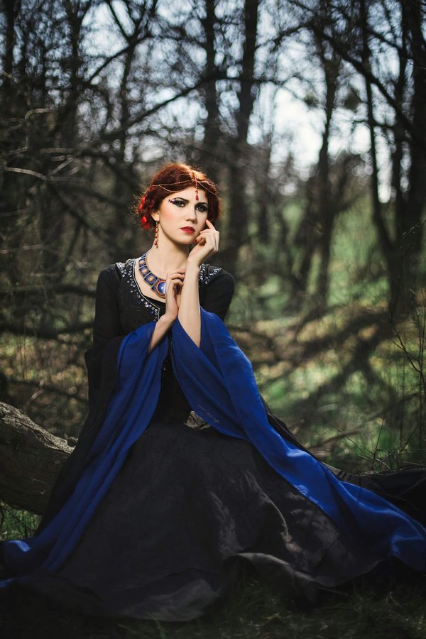 Costume médiéval pour femme : Comment choisir le bon modèle ?